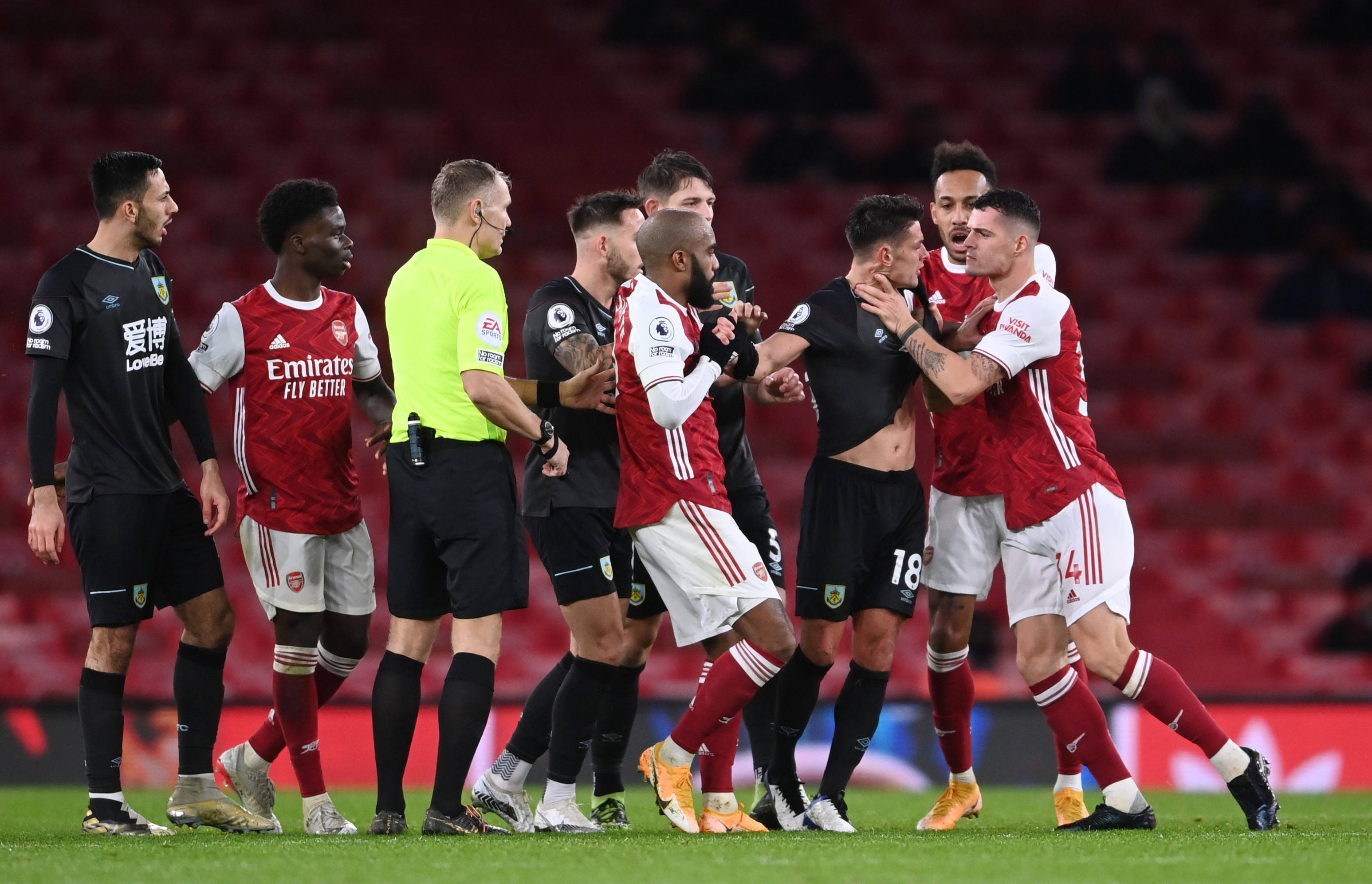 夺战显得尤 夺战显得尤